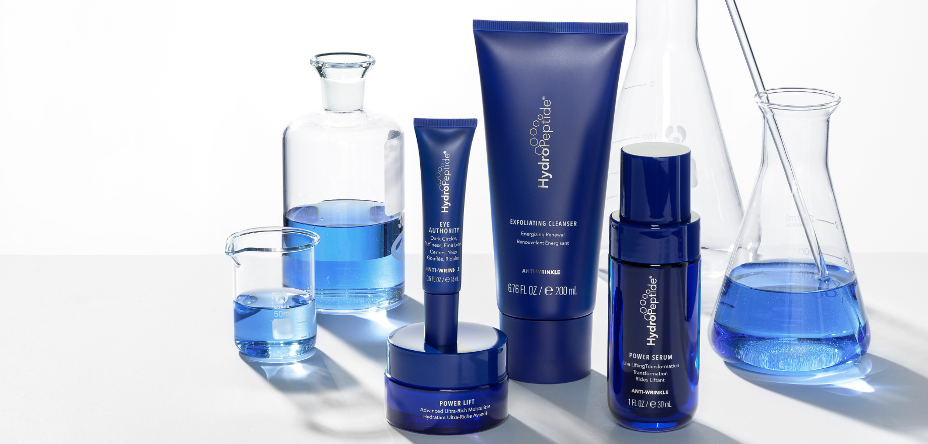 HydroPeptide producten tussen laboratoriumglaswerk